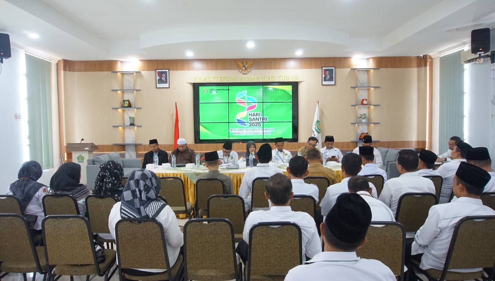 Kemenag Tuban Bersama Pemkab Gelar Rapat Persiapan Puncak Hari Santri 2025